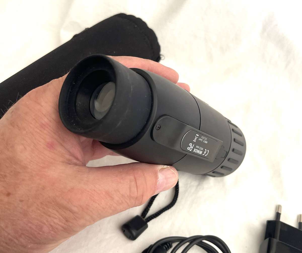 Minox NVD mini Night Vision scope with brand new battery fitted.