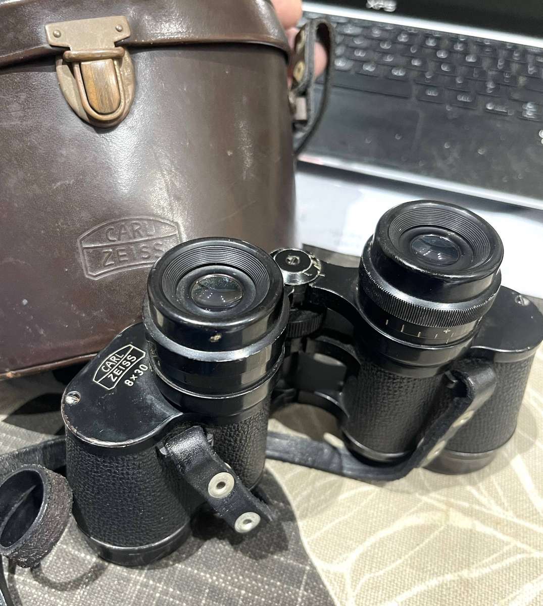 Carl Zeiss 8x30 binoculars with original case, collectors item.