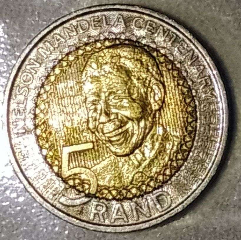 Red file with ERROR/ CRACKED DIE R2 coins and commemorative R5 coins