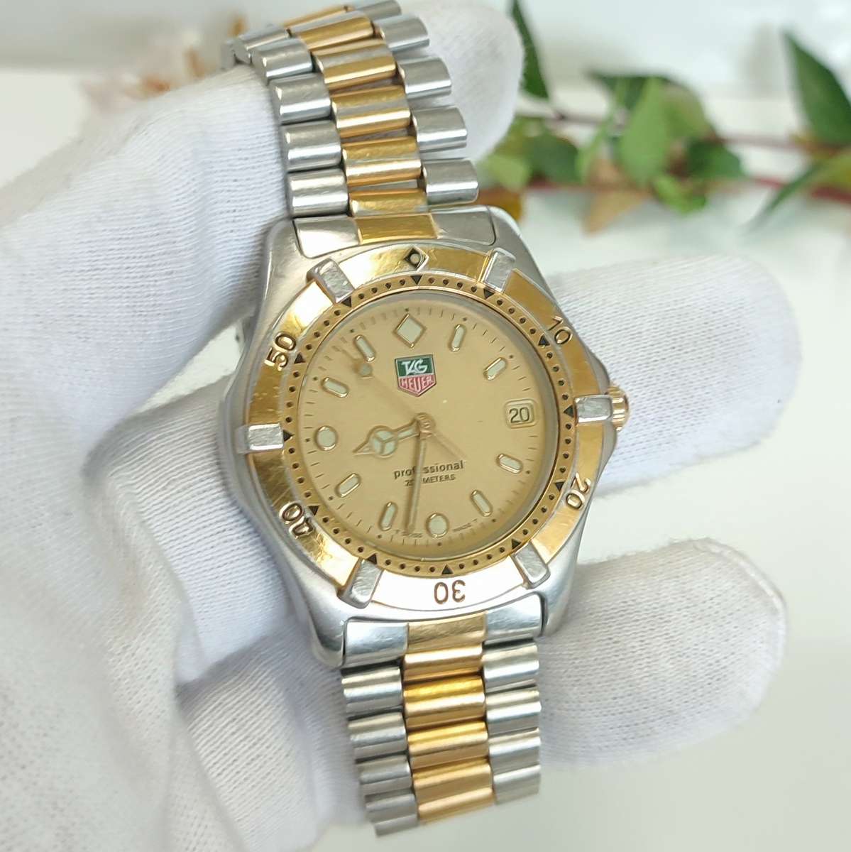 Tag Heuer Professional Two Tone (Pre Owned) WE 1120 R