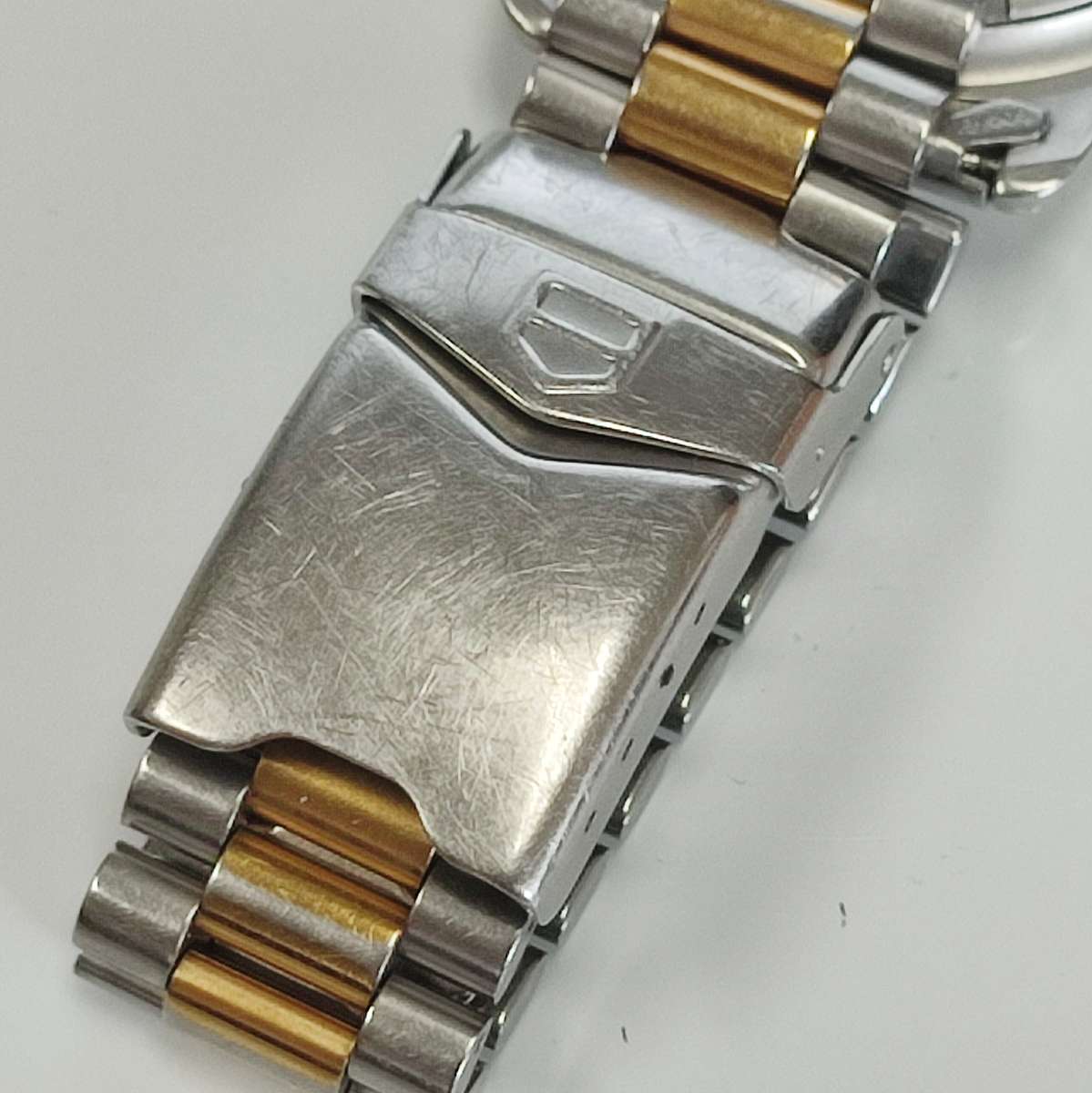 Tag Heuer Professional Two Tone (Pre Owned) WE 1120 R