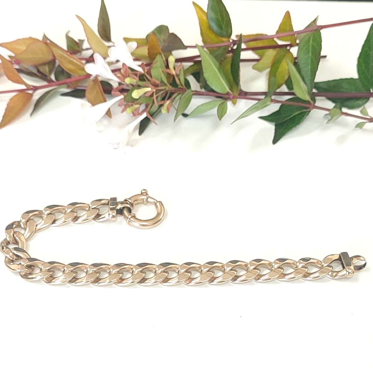 Gorgeous 9kt Yellow Gold Bracelet #cc026