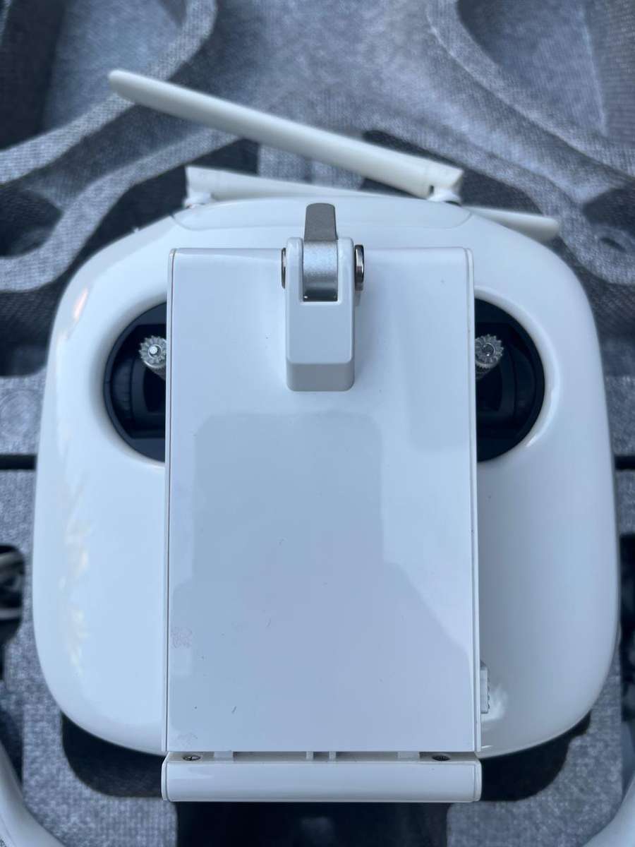 DJI Phantom 4