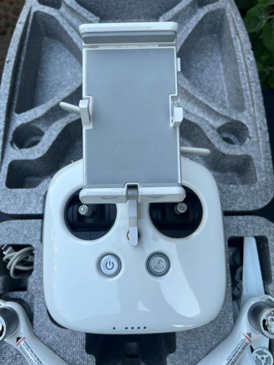 DJI Phantom 4