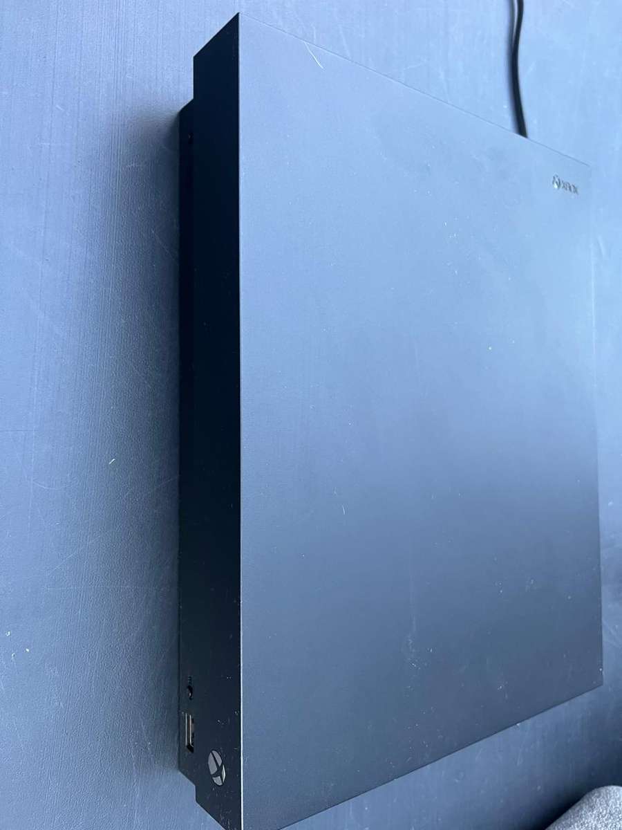 xbox one x disc edition