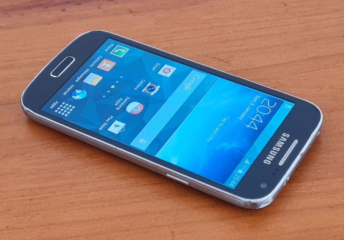 Old Samsung s4 mini