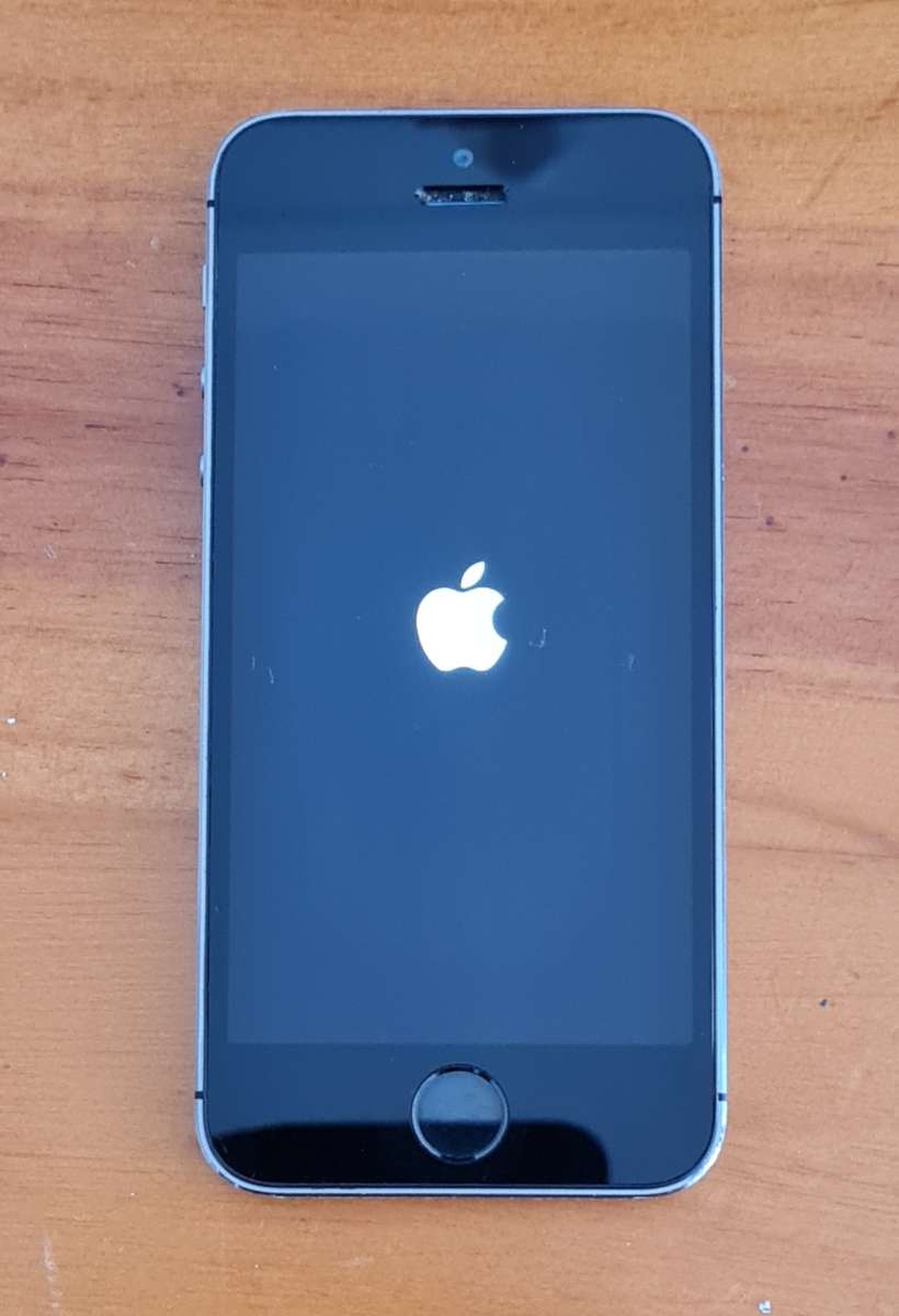 Iphone 5s 16GB READ DESCRIPTION