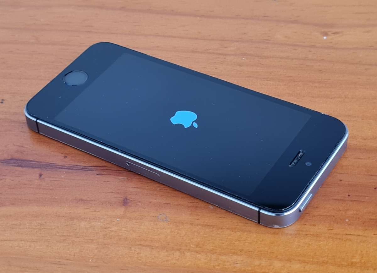 Iphone 5s 16GB READ DESCRIPTION
