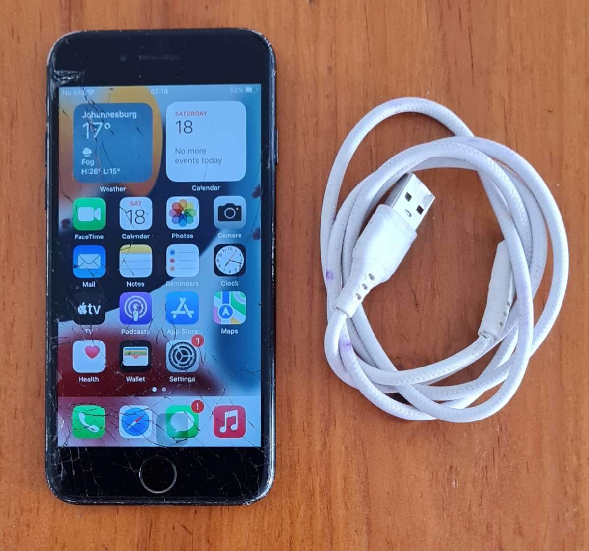 Iphone 7 AS PER DESCRIPTIONIphone 7 128GB SOLD AS IS SPARES SALVAGE