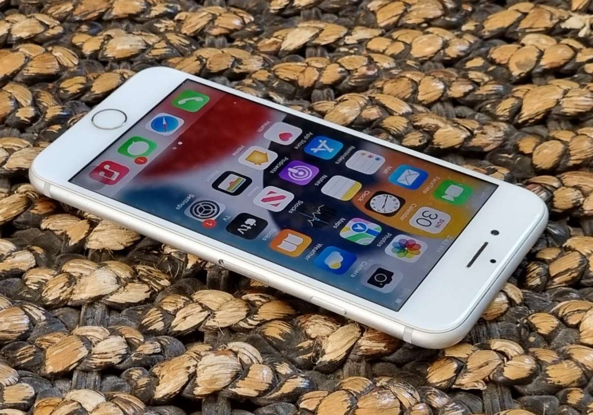 Iphone 7 READ DESCRIPTION