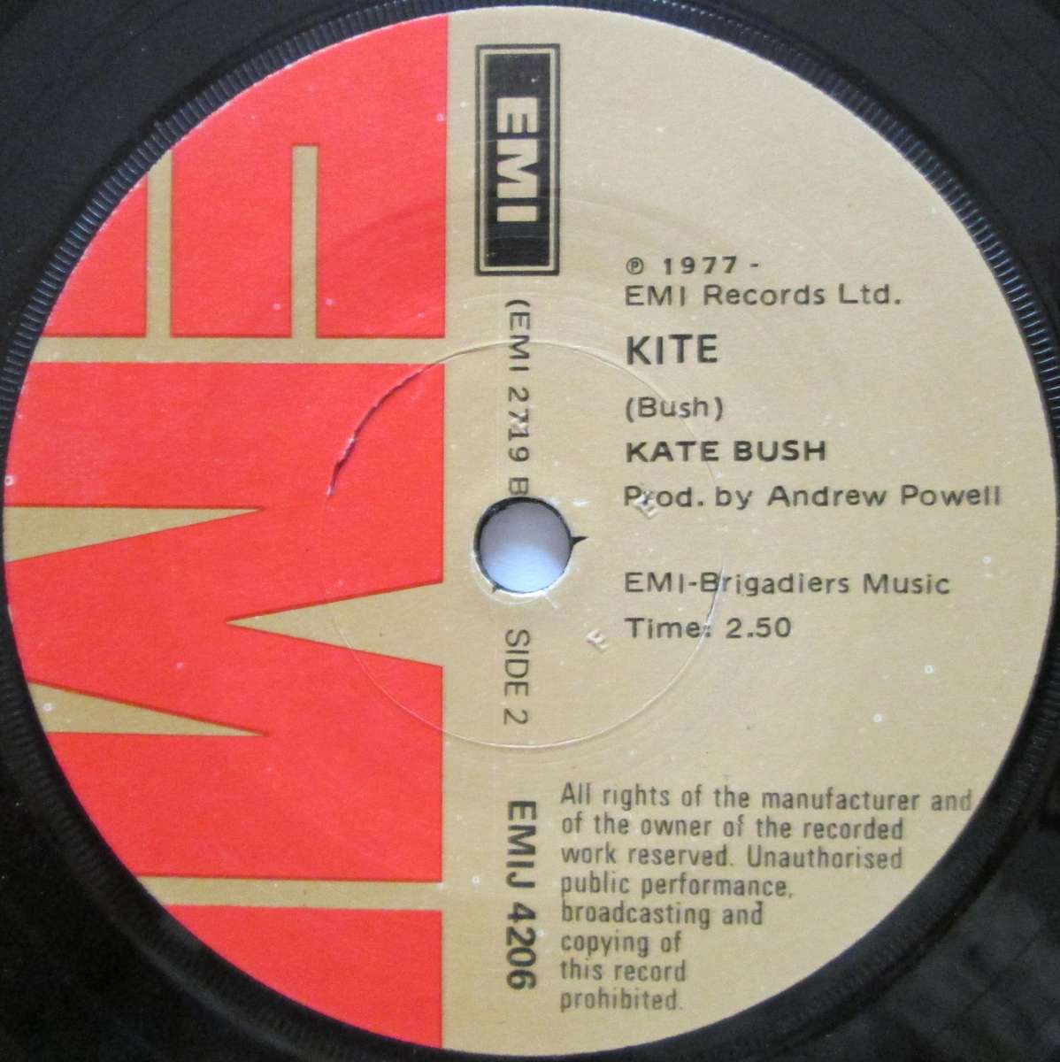 KATE BUSH - WUTHERING HEIGHTS / KITE (7 SINGLE/VINYL)