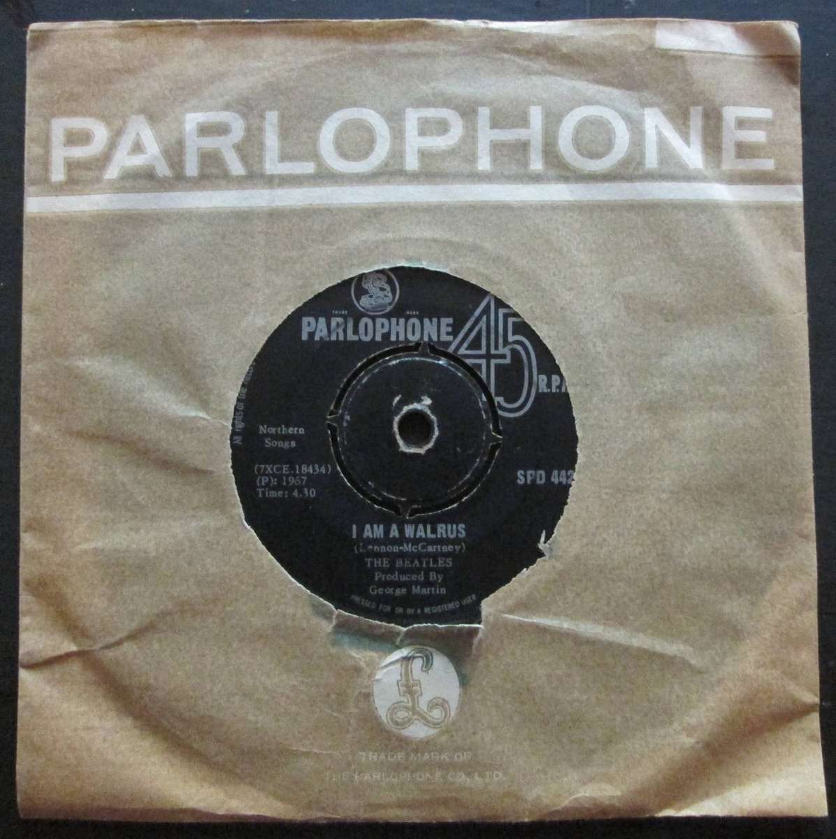 THE BEATLES - I AM A WALRUS / HELLO, GOODBYE    (7 SINGLE/VINYL)