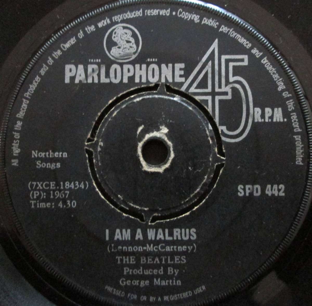 THE BEATLES - I AM A WALRUS / HELLO, GOODBYE    (7 SINGLE/VINYL)