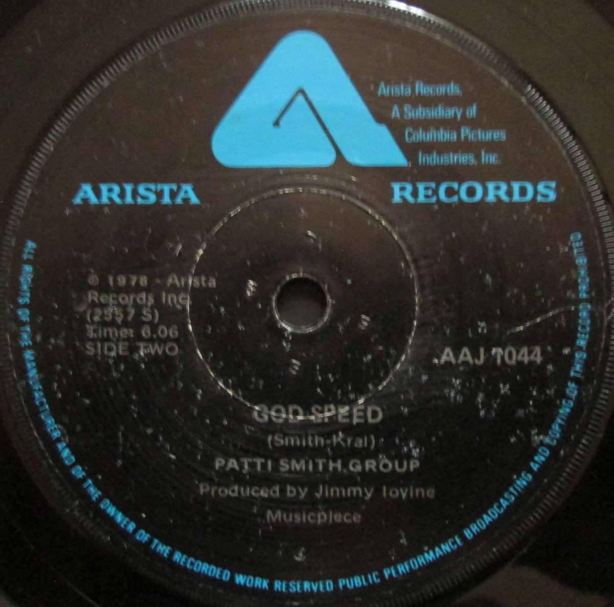 PATTI SMITH GROUP - BECAUSE THE NIGHT / GOD SPEED    (7 SINGLE/VINYL)