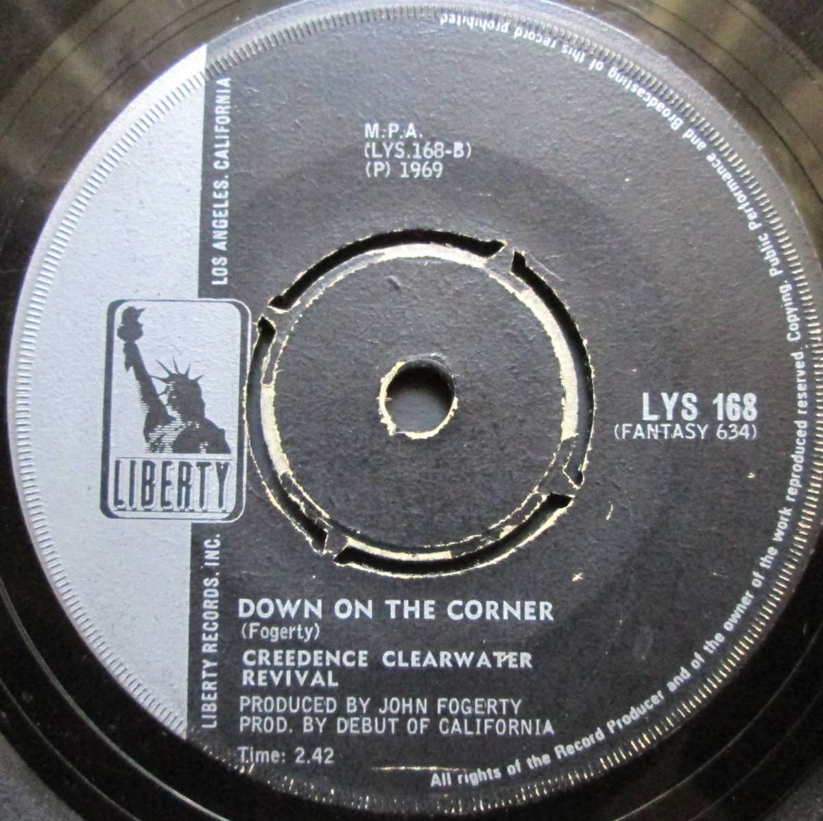 CREEDENCE CLEARWATER REVIVAL - DOWN ON THE CORNER / FORTUNATE SON (7 SINGLE/VINYL)