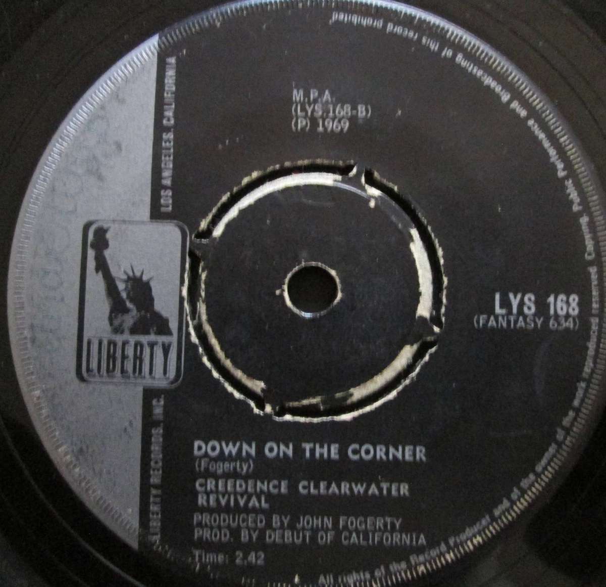 CREEDENCE CLEARWATER REVIVAL - FORTUNATE SON / DOWN ON THE CORNER   (7 SINGLE/VINYL)