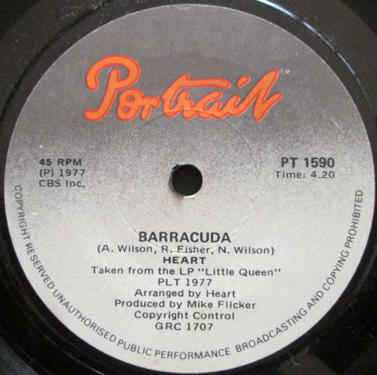 HEART - BARRACUDA / CRY TO ME  (7 SINGLE/VINYL)
