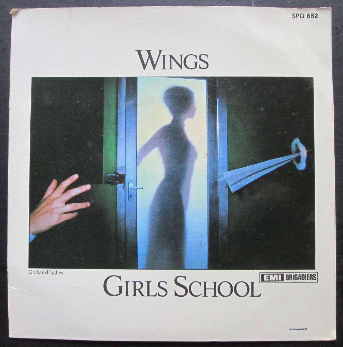 WINGS - MULL OF KINTYRE / GIRLS SCHOOL   (7 SINGLE/VINYL)