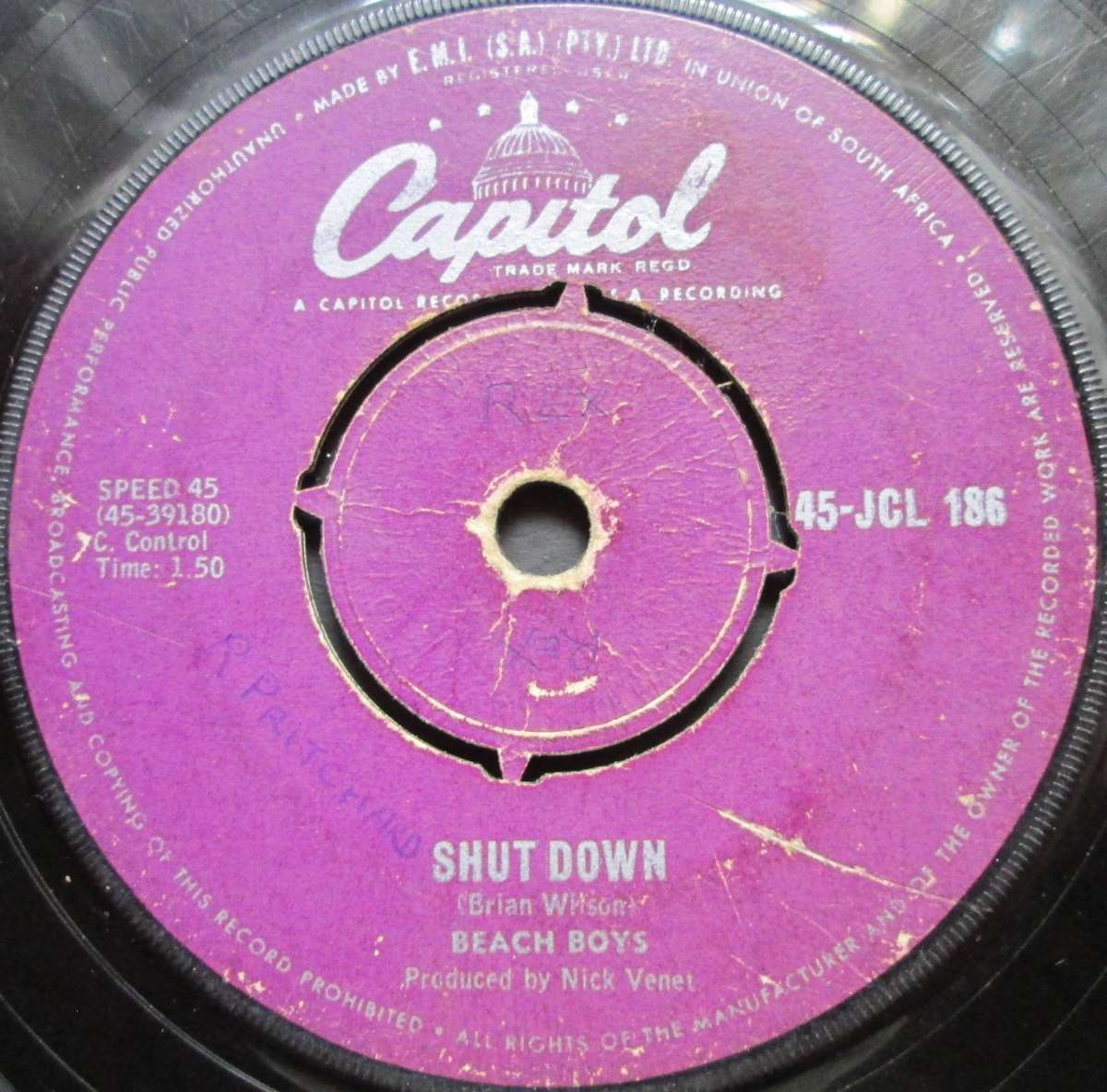 THE BEACH BOYS - SURFIN USA / SHUT DOWN  (7 SINGLE/VINYL)