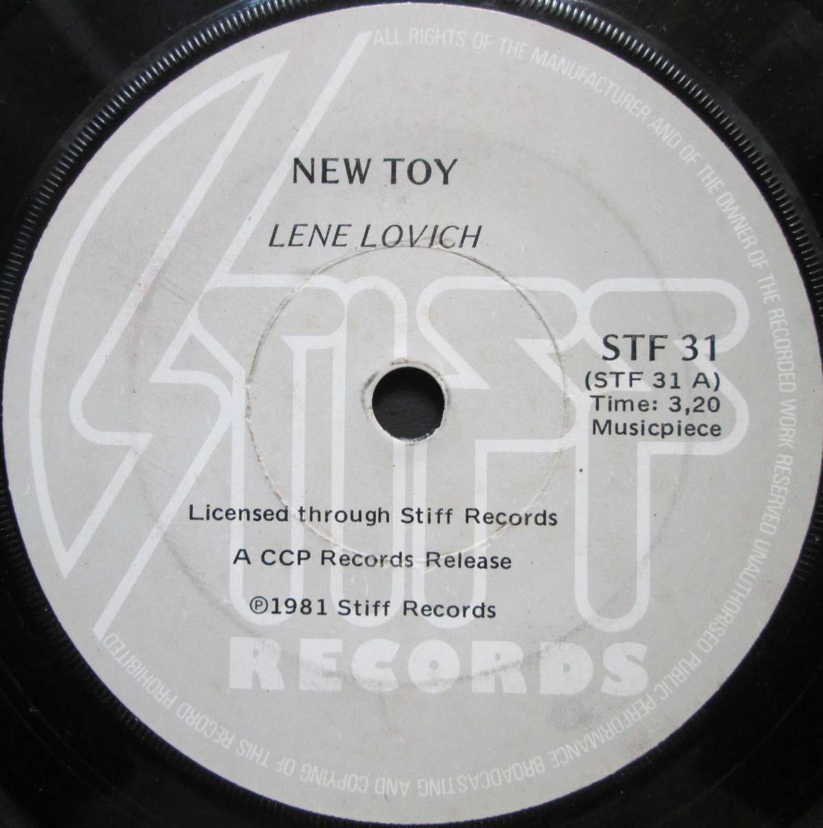 LENE LOVICH  -  NEW TOY / CATS AWAY    (7 SINGLE/VINYL)