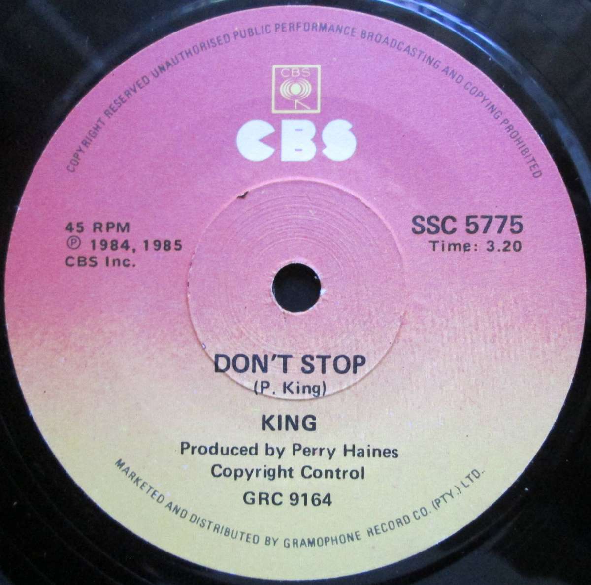 KING - LOVE & PRIDE / DONT STOP     (7 SINGLE/VINYL)