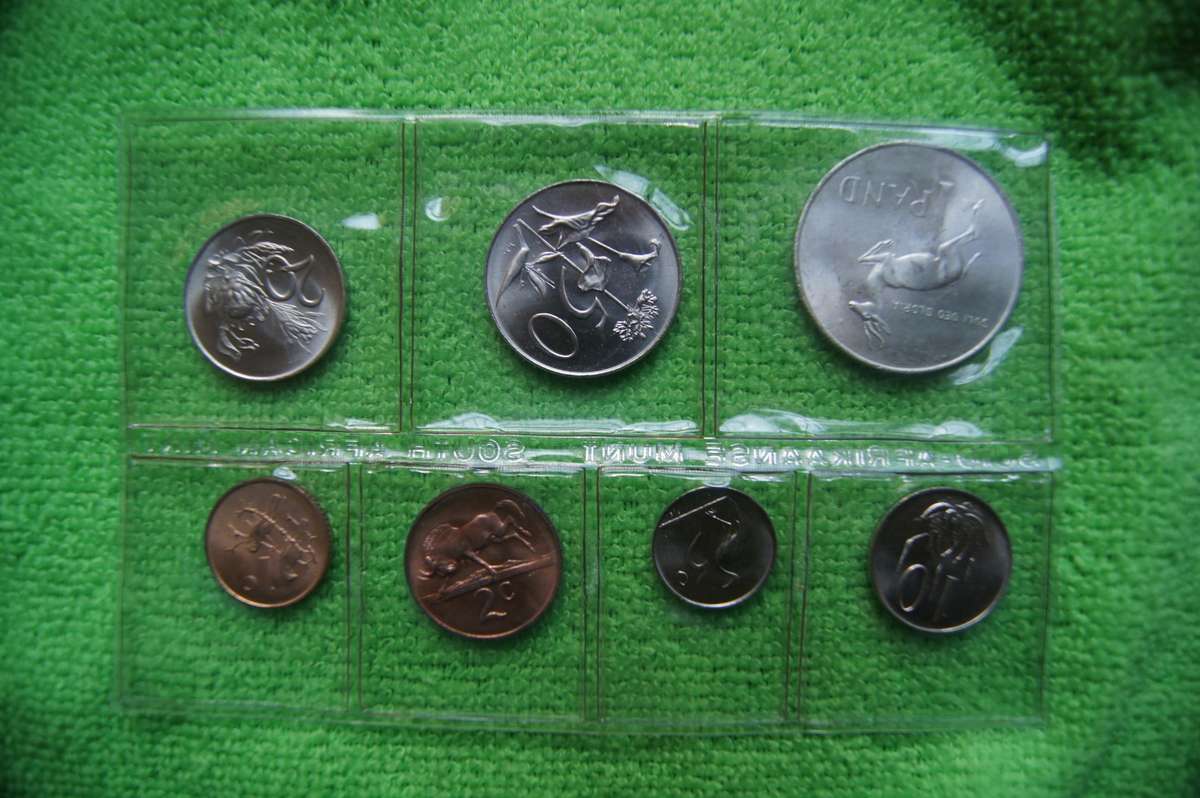 Two 1968 Mint Packs - English and Afrikaans (incl Silver Rand) Lot 1