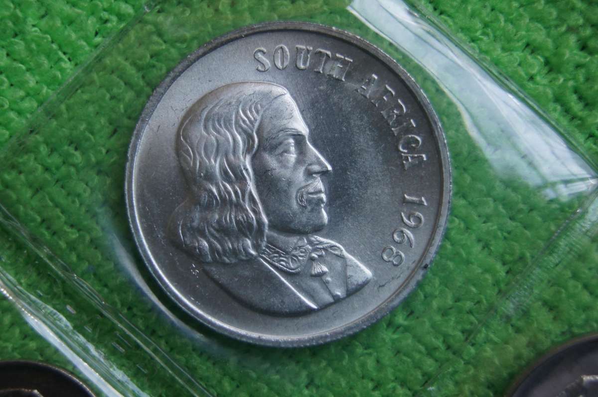 Two 1968 Mint Packs - English and Afrikaans (incl Silver Rand) Lot 2