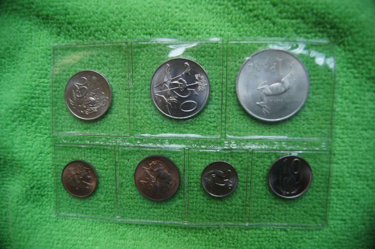 Two 1968 Mint Packs - English and Afrikaans (incl Silver Rand) Lot 1