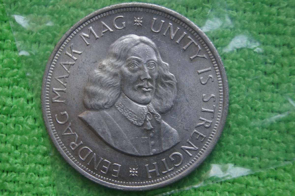 1962 South Africa Crown Size Silver 50c