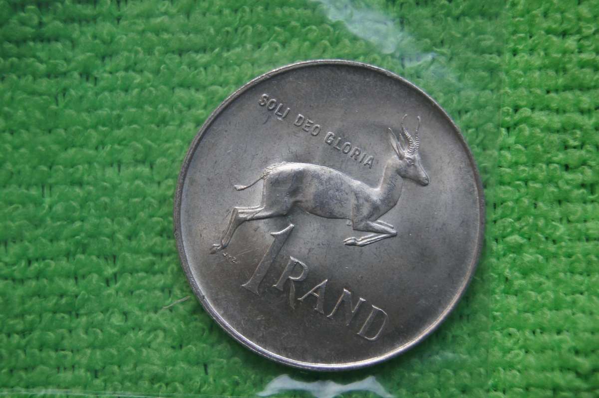 Two 1966 South Africa Silver Rands - Van Riebeeck Afrikaans and English