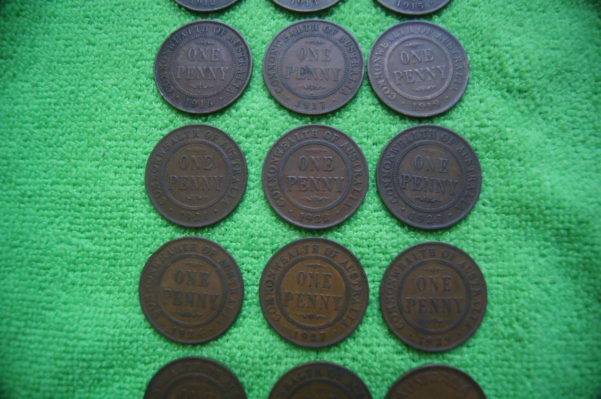 Australian Penny Set (16 coins) (1912-1950) Seldom Found - Bid per coin to take all 16