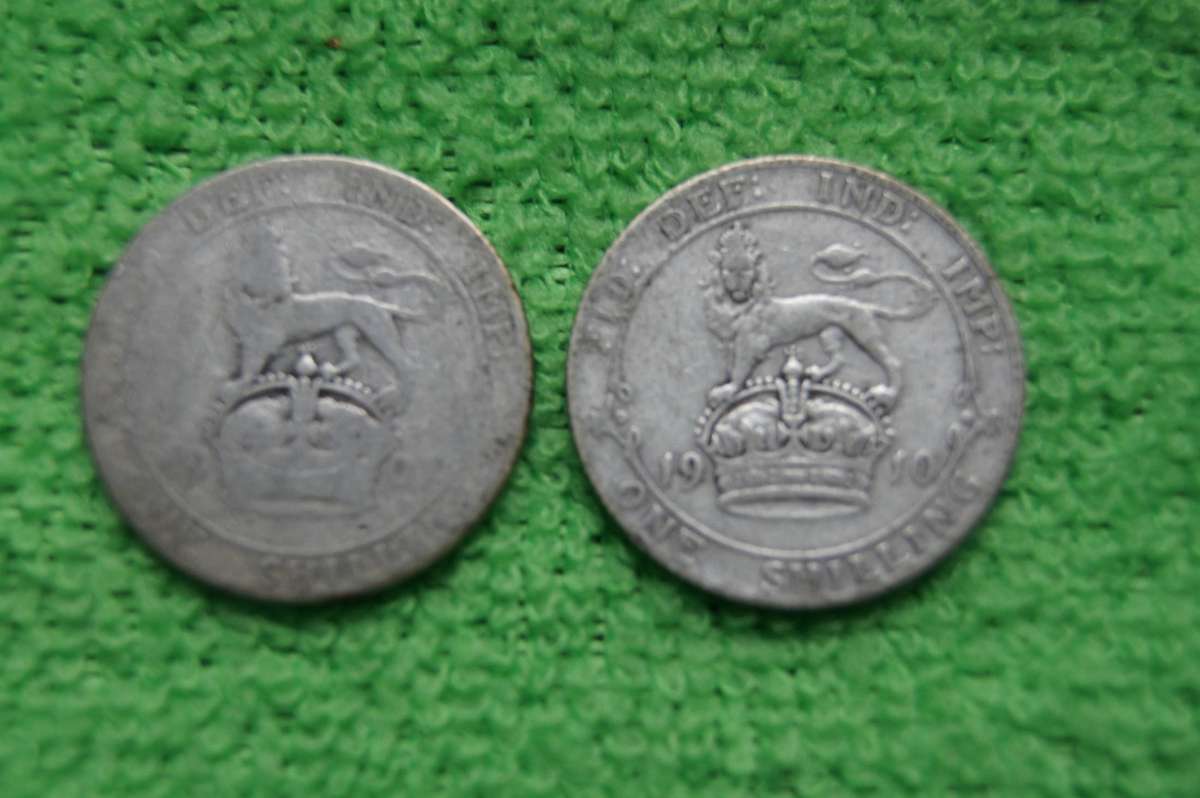 Great Britain Shilling Collection - (Over 72 actual grams of silver) - 26 Coins
