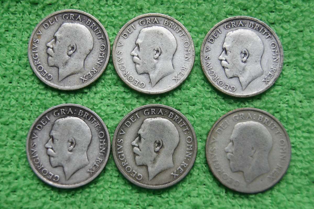 Great Britain Shilling Collection - (Over 72 actual grams of silver) - 26 Coins