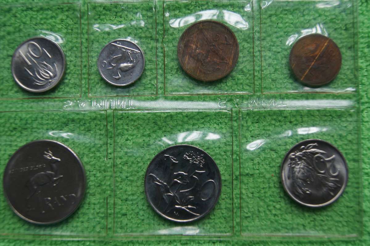 Consecutive Year SA Mint Packs, 1979 and 1980 (Bid per pack to take both) (1979 Rand PL?)