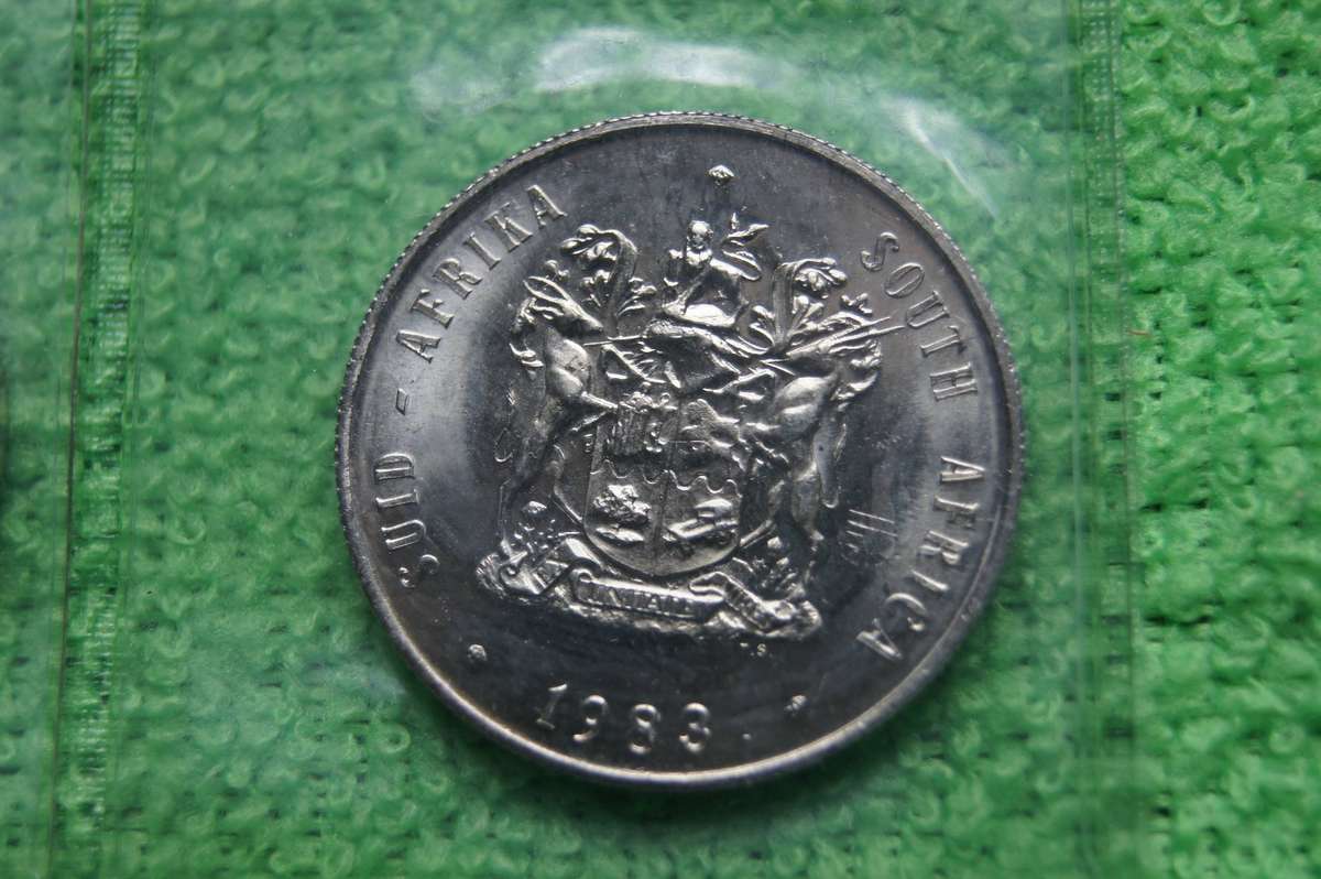 Consecutive Year SA Mint Packs, 1983 and 1984 (Bid per pack to take both)