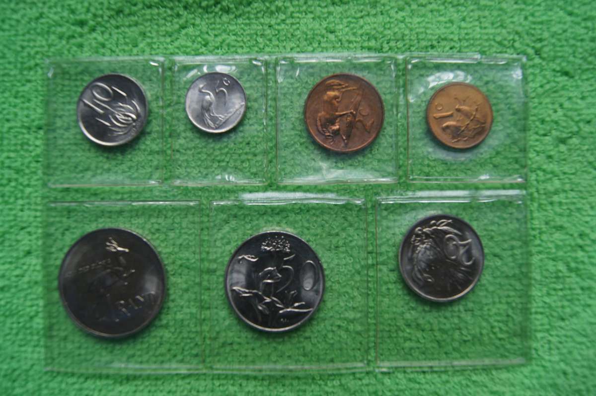 Consecutive Year SA Mint Packs, 1983 and 1984 (Bid per pack to take both)