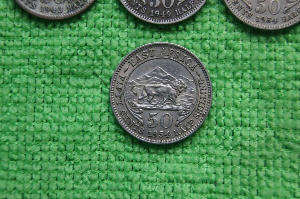 East Africa Half Shillings (x7) - Includes 4 Silver Half Shillings