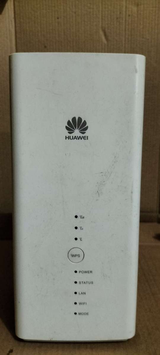 Huawei B618 4G LTE Router - Takes SIM Card 64 Devices