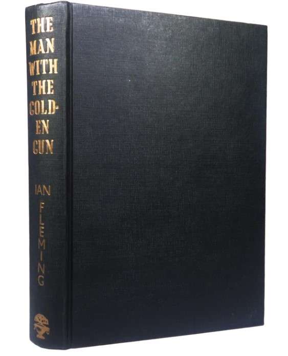The Man With the Golden Gun Ian Fleming