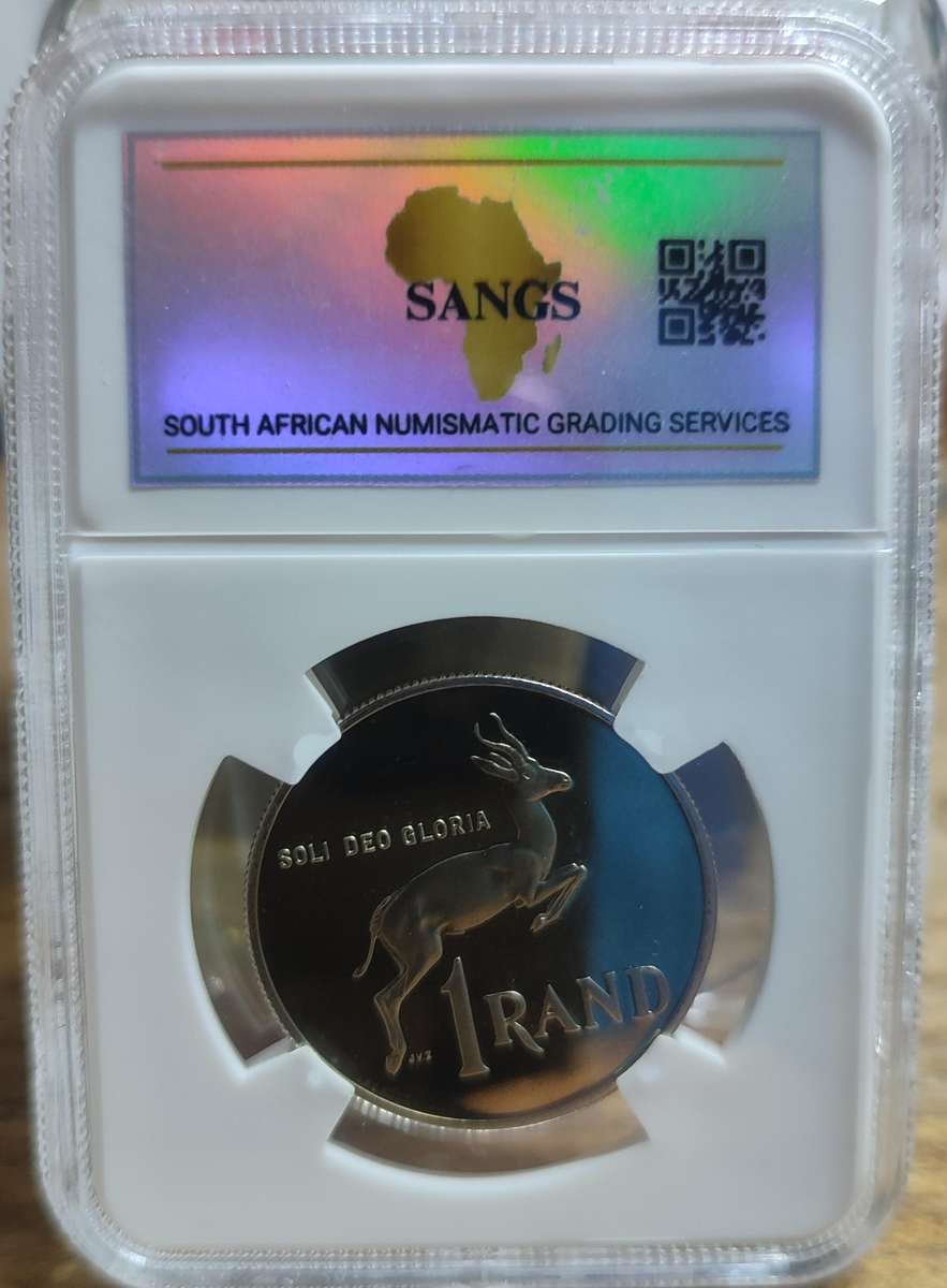 GRADED (PF68) - 1990 1 RAND PROOF COIN - ONLY 15007 MINTED