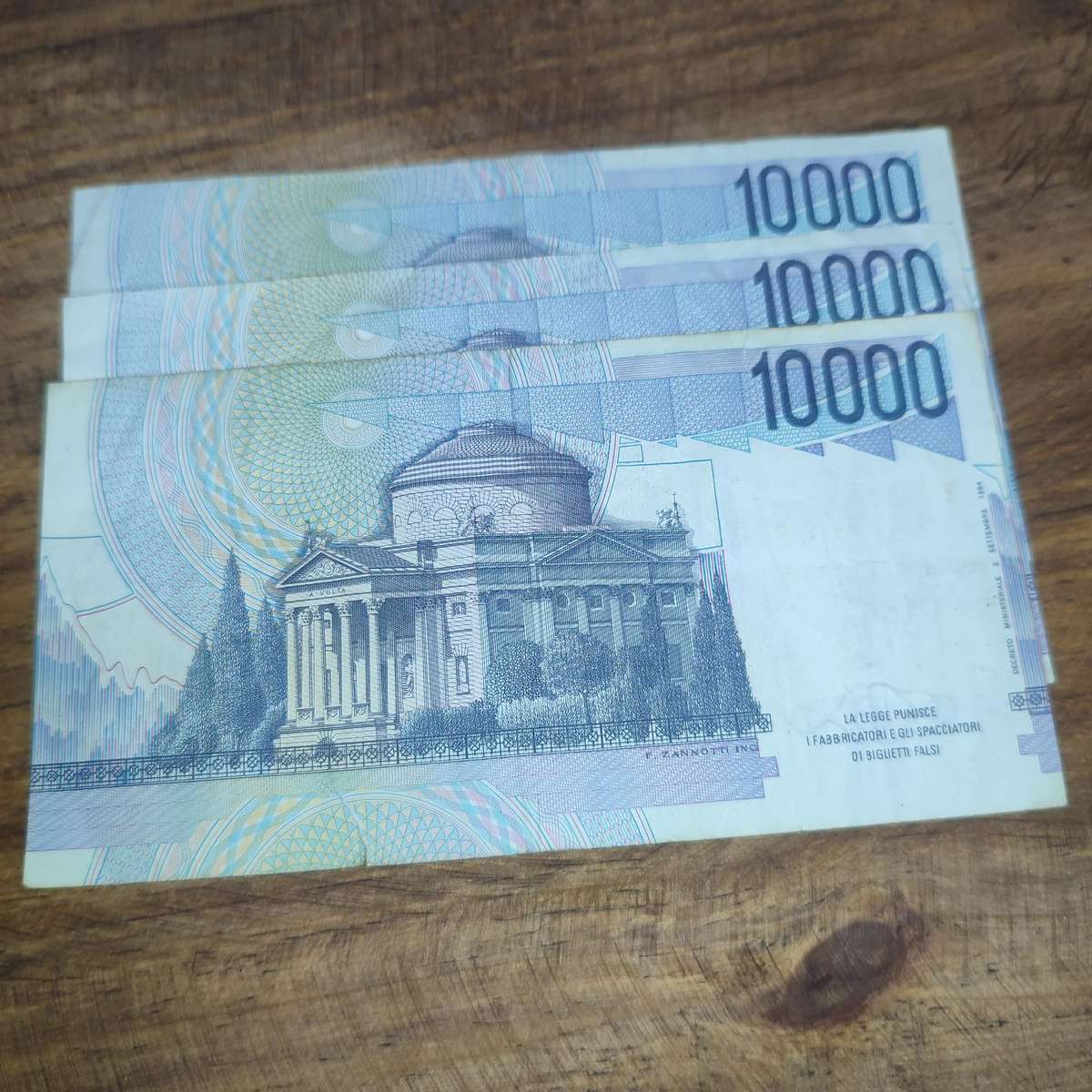 10,000 LIRE (ALESSANDRO VOLTA) NOTES - CIRCULATED