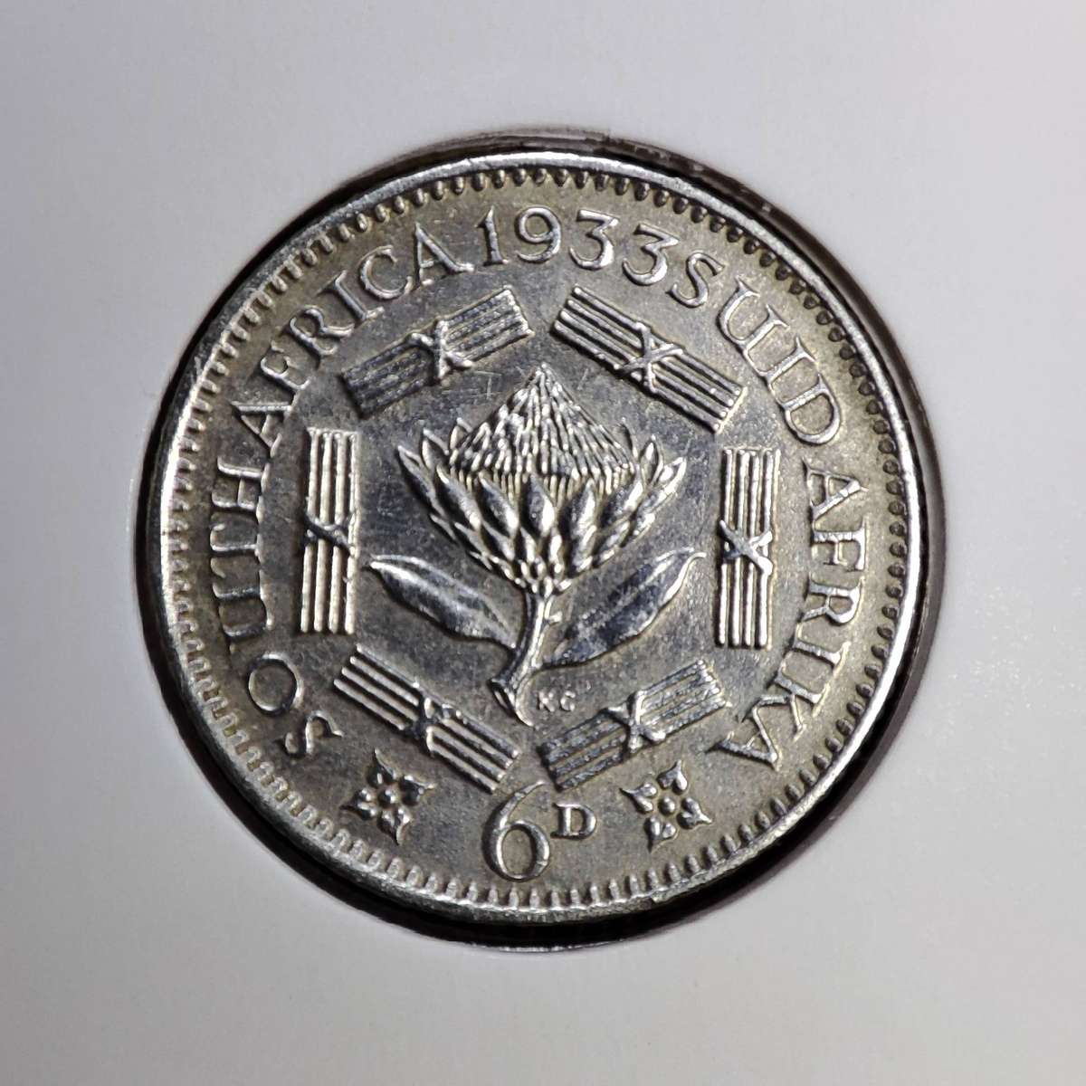 1933 SIXPENCE - STUNNING CONDITION!