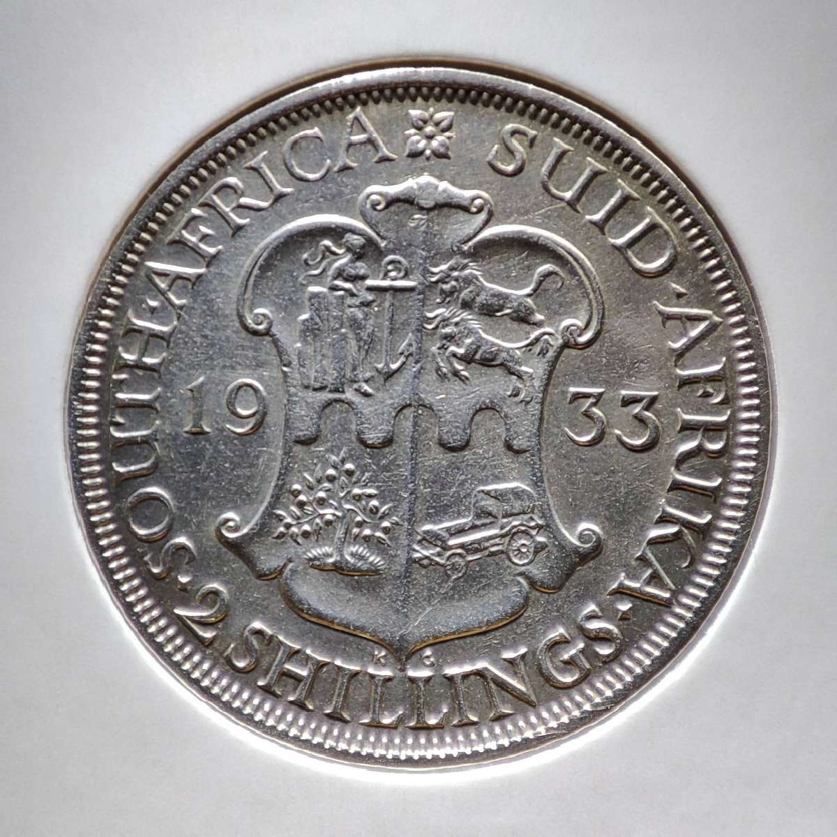1933 TWO SHILLINGS (2 SHILLINGS) - RARE AND STUNNING CONDITION!