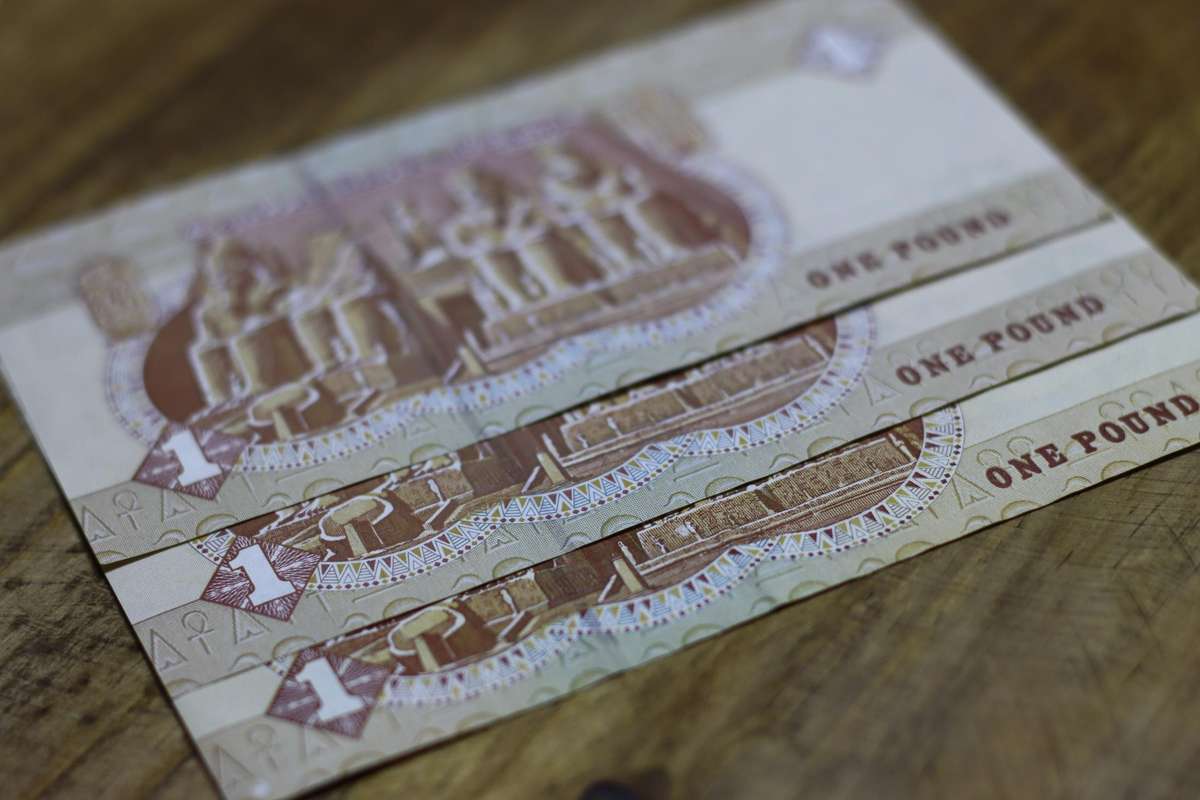 One Pound - Egypt (UNC) Crisp Notes - Bid to take all 3