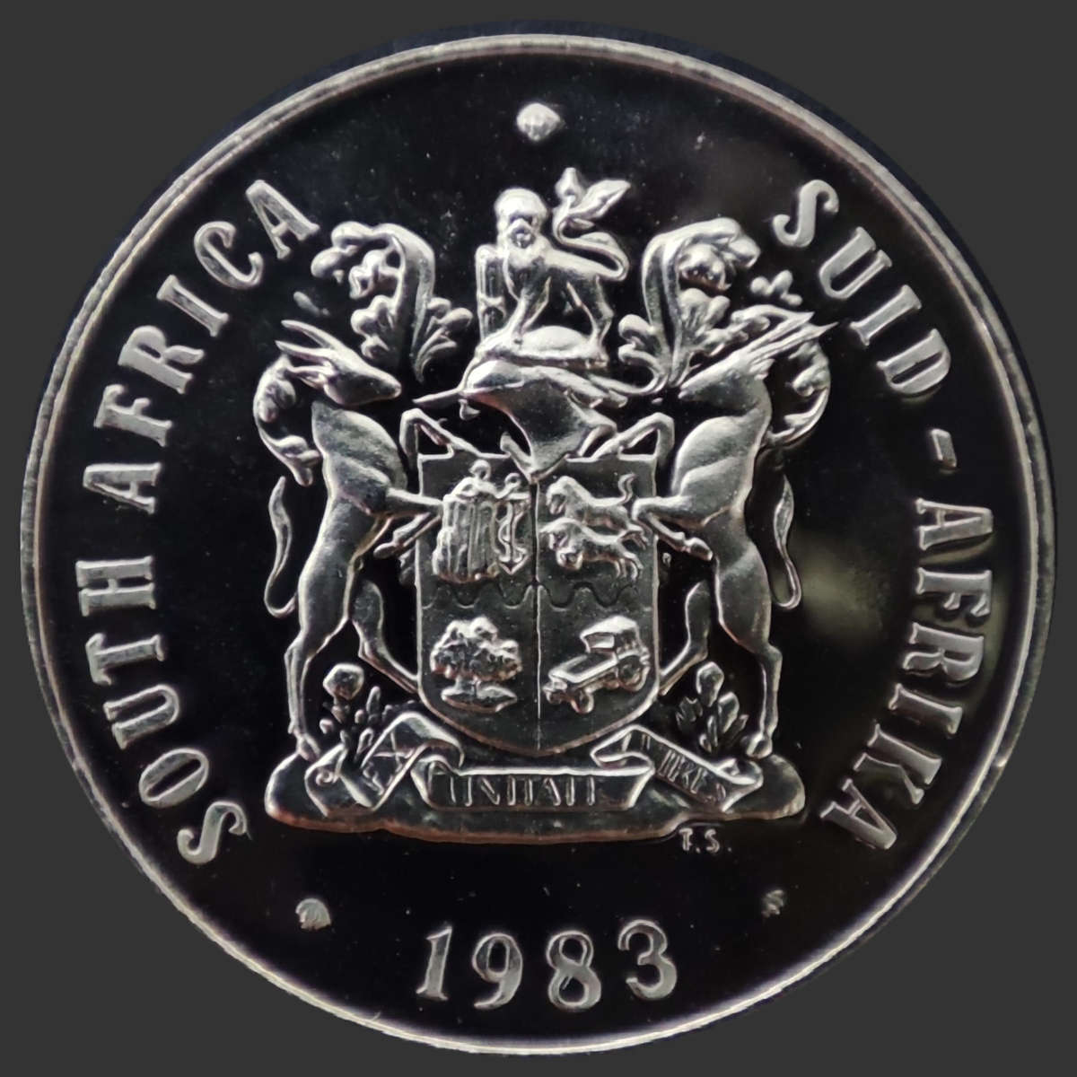 1983 50 CENT PROOF COIN - ONLY 14,135 MINTED
