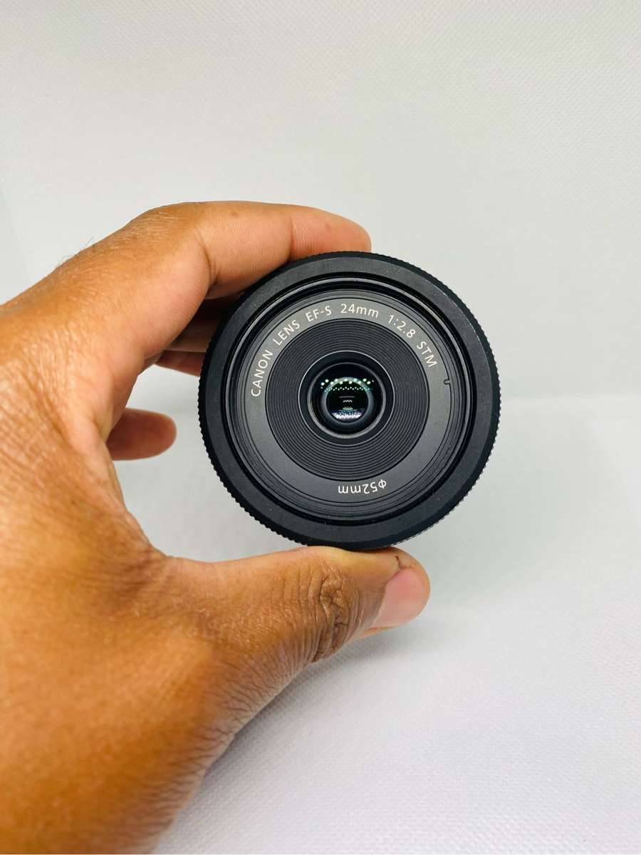 Canon 24mm 2.8 prime lens