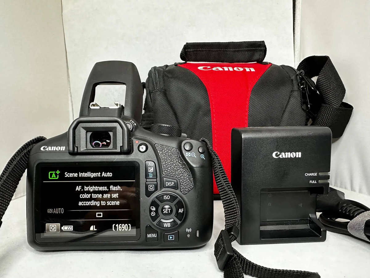 Canon EOS 1300D DSLR Camera With Lens and accessories