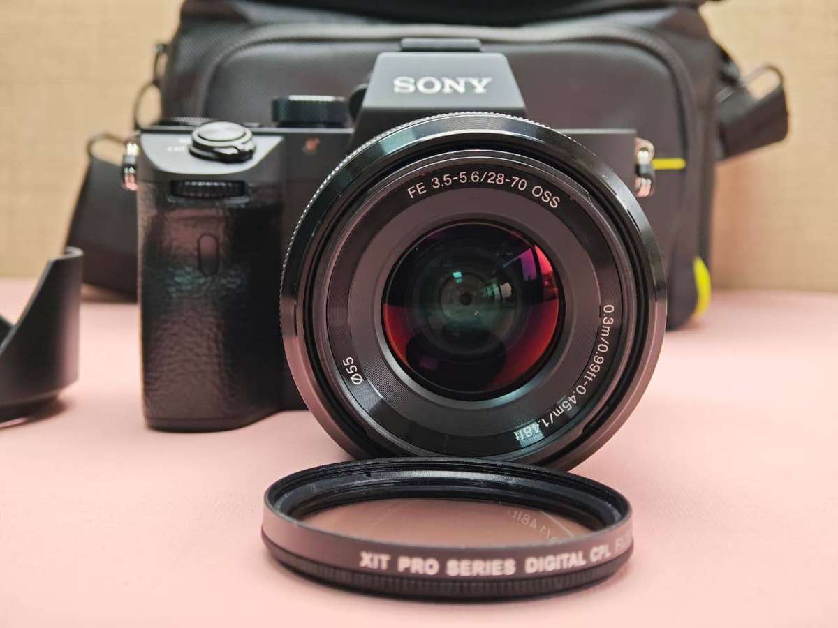 Sony Alpha 7 III + FE 28-70mm OSS Lens  Only 1,530 Shutter Count