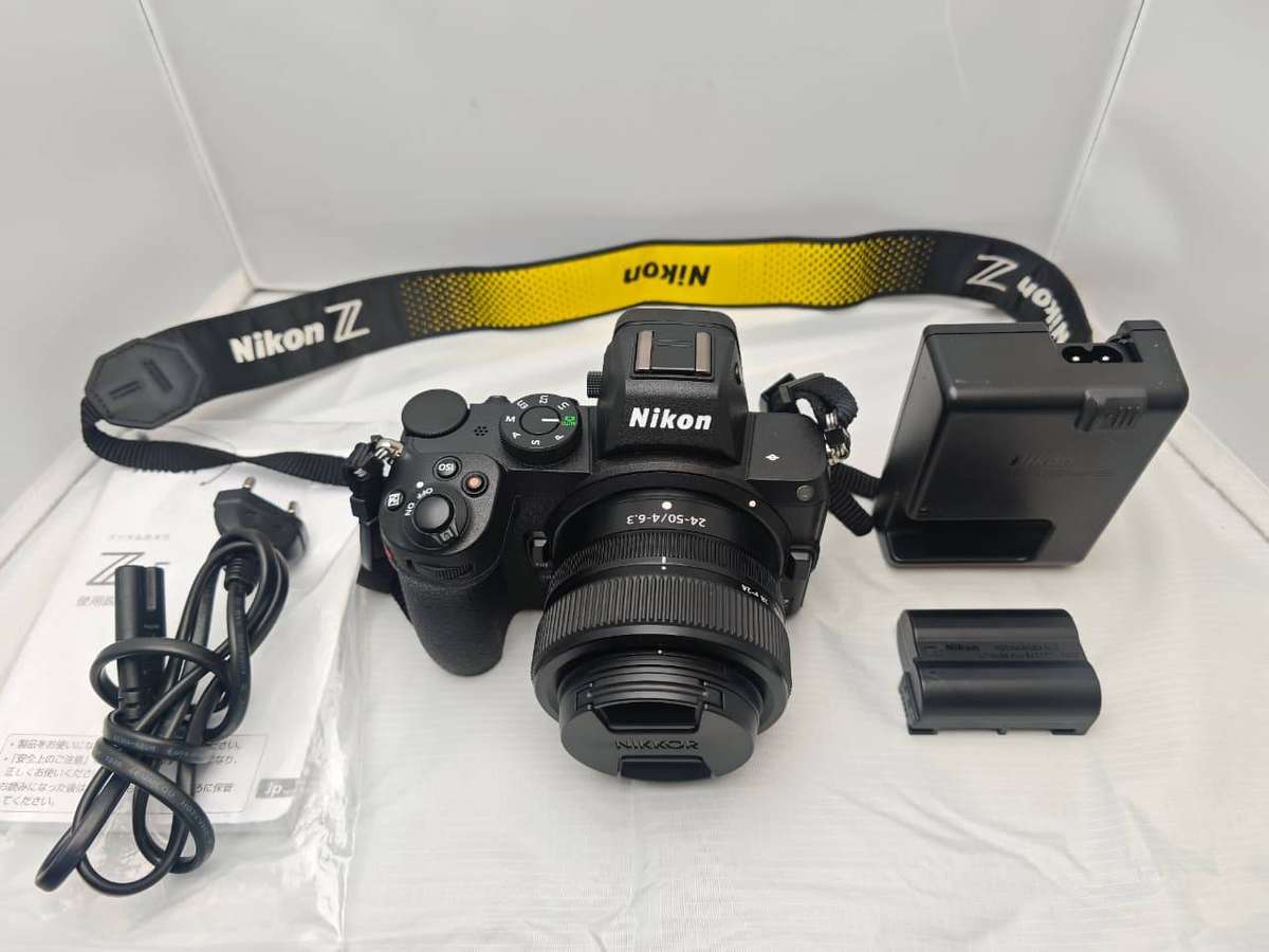 Nikon Z5 Mirrorless Camera with NIKKOR Z 24-50mm Lens  Excellent Condition