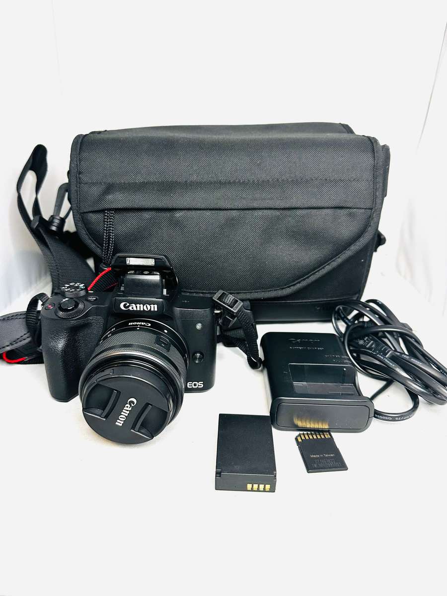 CANON EOS M50 mark II Mirrorless camera with lens and accessories